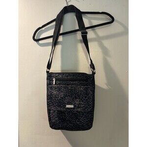 Baggallini Travel Purse. Antitheft Crossbody Leopard